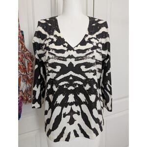 Nally & Millie top size pm